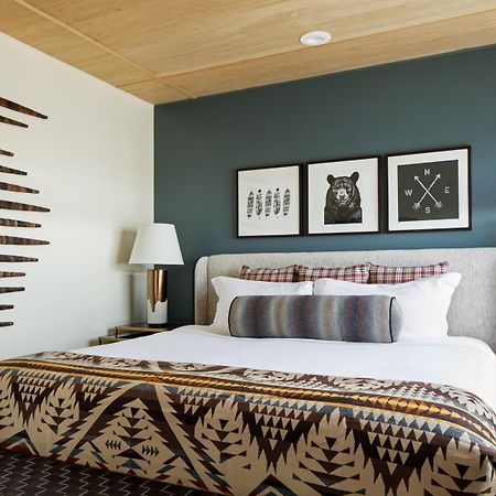 Kimpton Riverplace Hotel By Ihg Портланд Екстериор снимка
